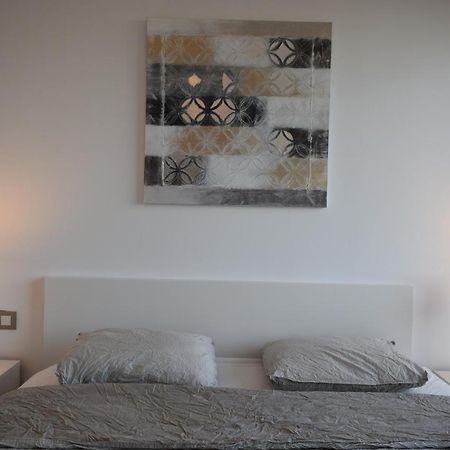 Magnificent Apartment Close To The Beach Sant Adrià de Besòs Extérieur photo